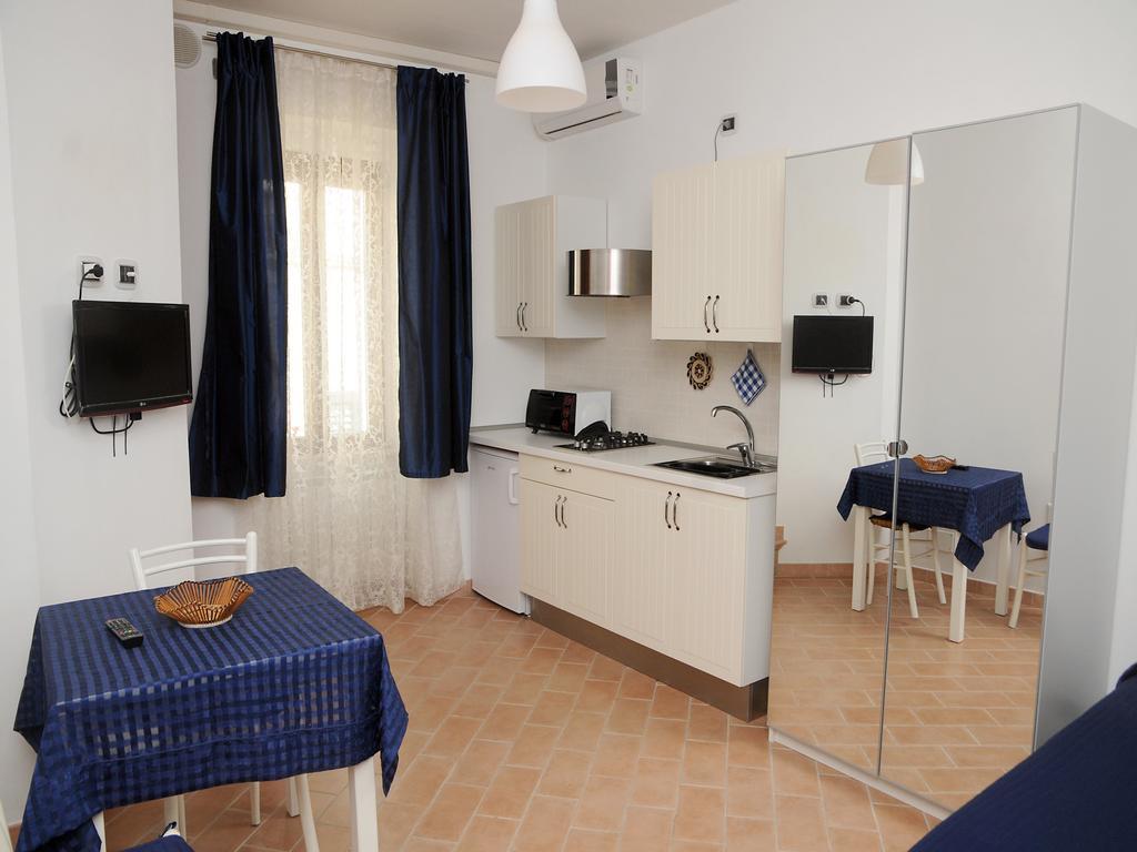 Guest House Dimora Fiorita Serracapriola Ruang foto