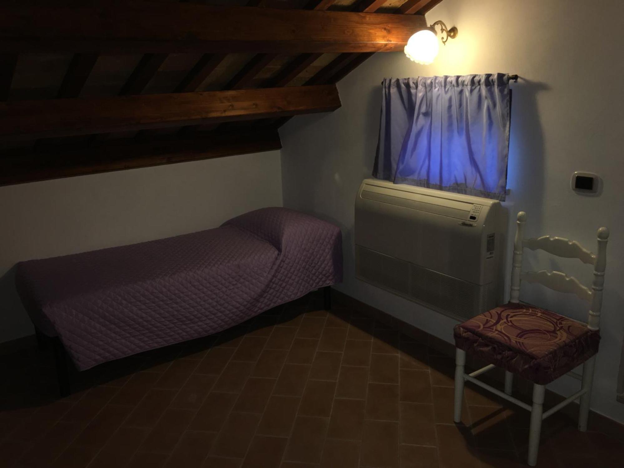 Guest House Dimora Fiorita Serracapriola Ruang foto