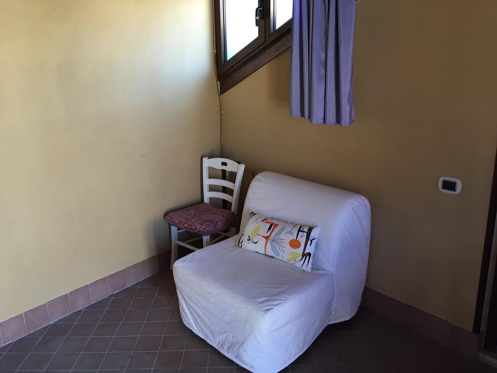 Guest House Dimora Fiorita Serracapriola Bagian luar foto