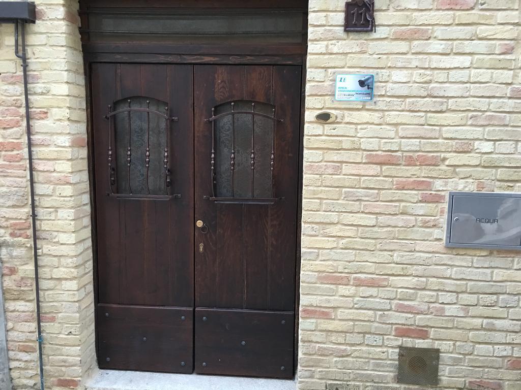 Guest House Dimora Fiorita Serracapriola Bagian luar foto